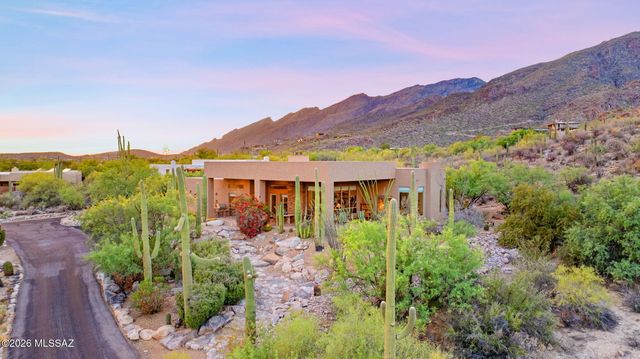 6342 N Sabino Shadow Lane, Tucson, AZ 85750