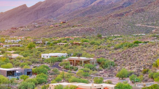 6342 N Sabino Shadow Lane, Tucson, AZ 85750