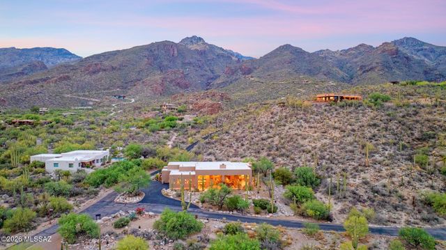 6342 N Sabino Shadow Lane, Tucson, AZ 85750