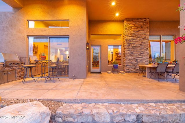 6342 N Sabino Shadow Lane, Tucson, AZ 85750