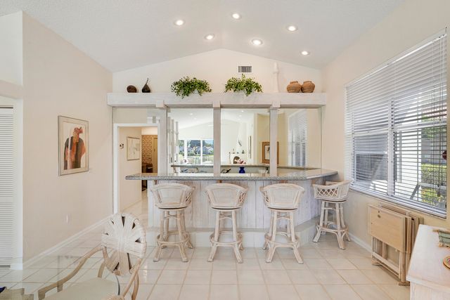 7283 Via Palomar, Boca Raton, FL 33433