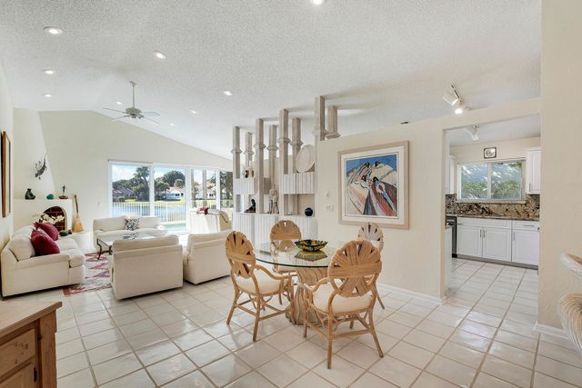 7283 Via Palomar, Boca Raton, FL 33433