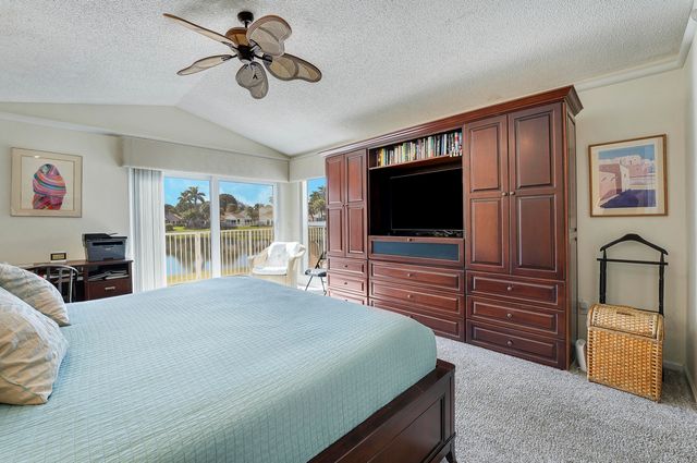 7283 Via Palomar, Boca Raton, FL 33433