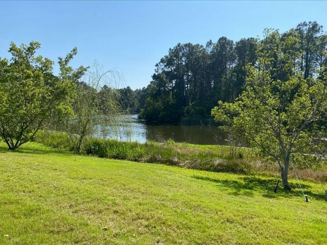 417 Twin Lakes Lane, Destin, FL 32541