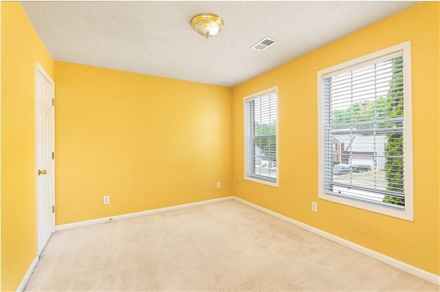6635 Wellesley Drive, Riverdale, GA 30296