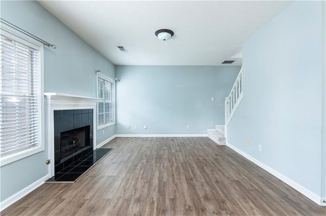 6635 Wellesley Drive, Riverdale, GA 30296