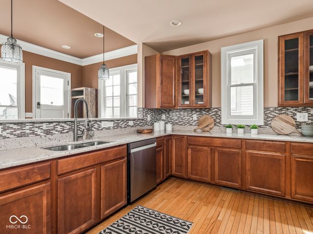 2041 N New Jersey Street, Indianapolis, IN 46202