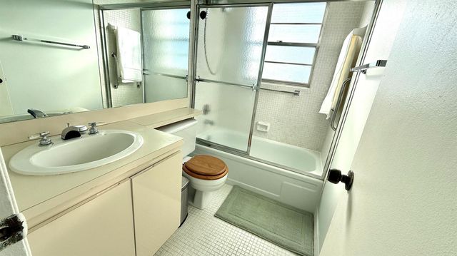 4069 Harwood E, Deerfield Beach, FL 33442