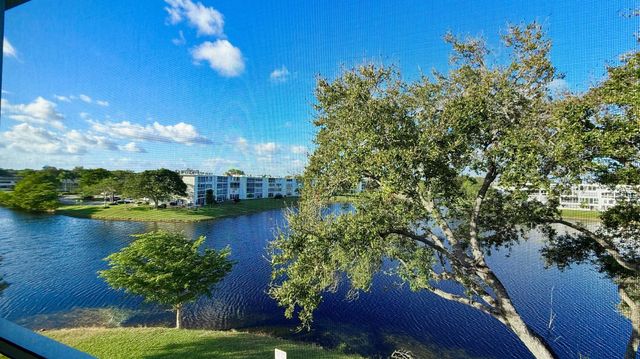 4069 Harwood E, Deerfield Beach, FL 33442