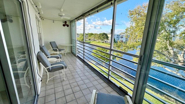 4069 Harwood E, Deerfield Beach, FL 33442