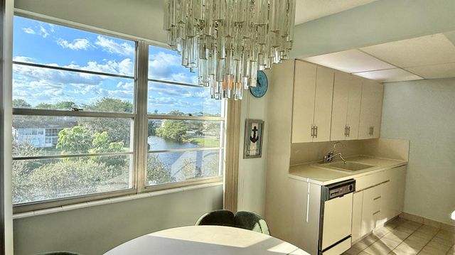 4069 Harwood E, Deerfield Beach, FL 33442