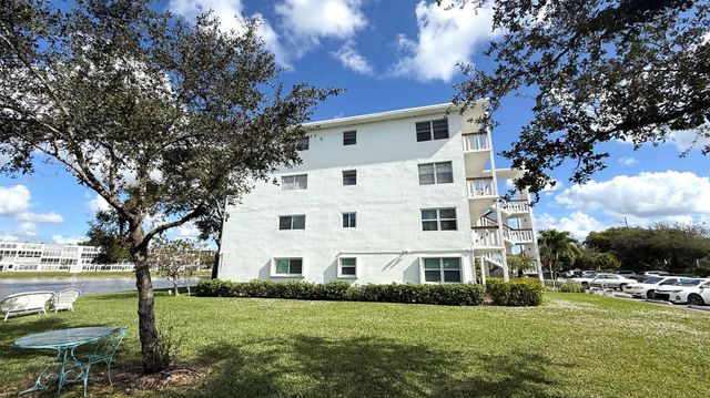 4069 Harwood E, Deerfield Beach, FL 33442