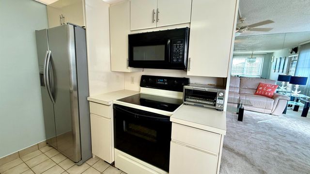 4069 Harwood E, Deerfield Beach, FL 33442