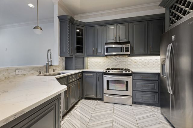 5534 Winton Street, Dallas, TX 75206