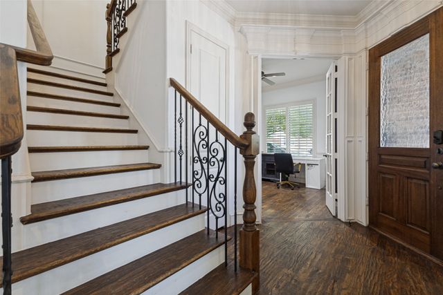5534 Winton Street, Dallas, TX 75206