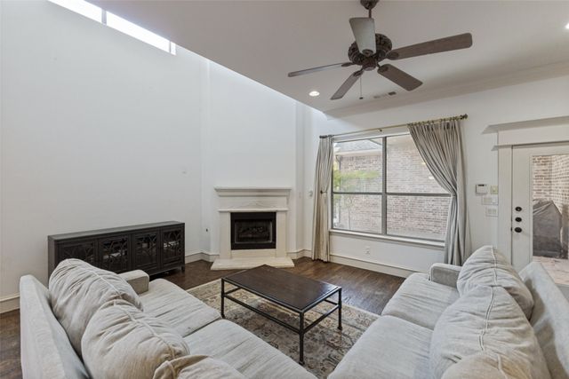 5534 Winton Street, Dallas, TX 75206