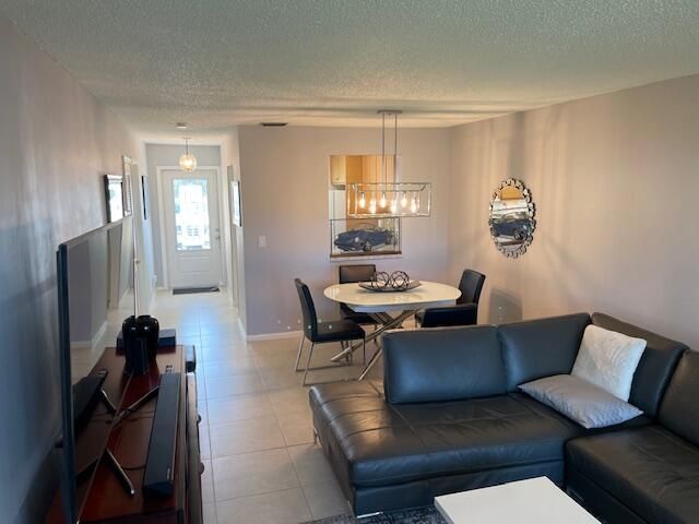 307 Lake Evelyn Drive, West Palm Beach, FL 33411