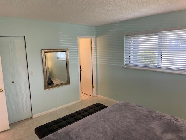 307 Lake Evelyn Drive, West Palm Beach, FL 33411