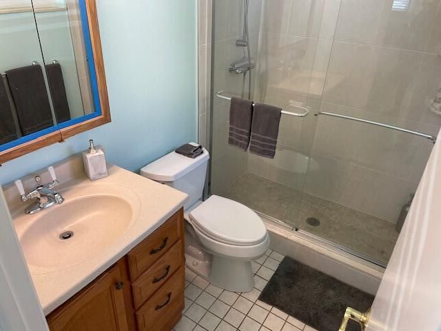 307 Lake Evelyn Drive, West Palm Beach, FL 33411