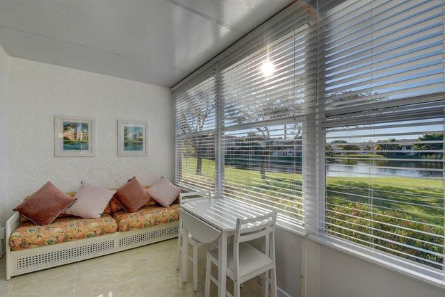 307 Lake Evelyn Drive, West Palm Beach, FL 33411