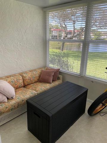 307 Lake Evelyn Drive, West Palm Beach, FL 33411