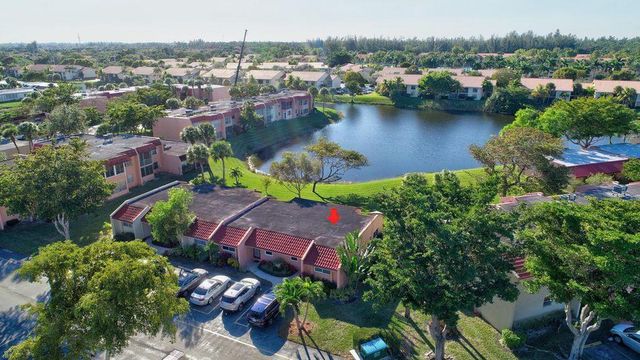 307 Lake Evelyn Drive, West Palm Beach, FL 33411