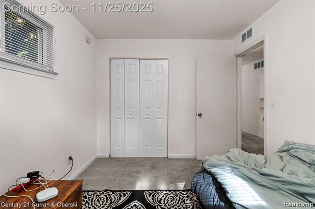 4630 Pelham Street, Dearborn Heights, MI 48125