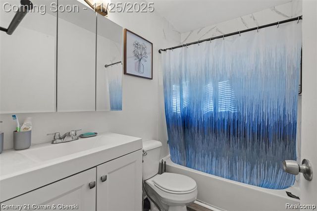 4630 Pelham Street, Dearborn Heights, MI 48125