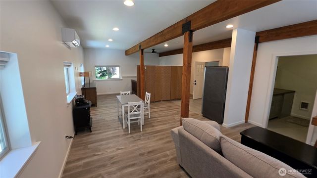 7 Granite Circle, Bellingham, WA 98229