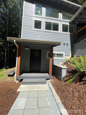 7 Granite Circle, Bellingham, WA 98229