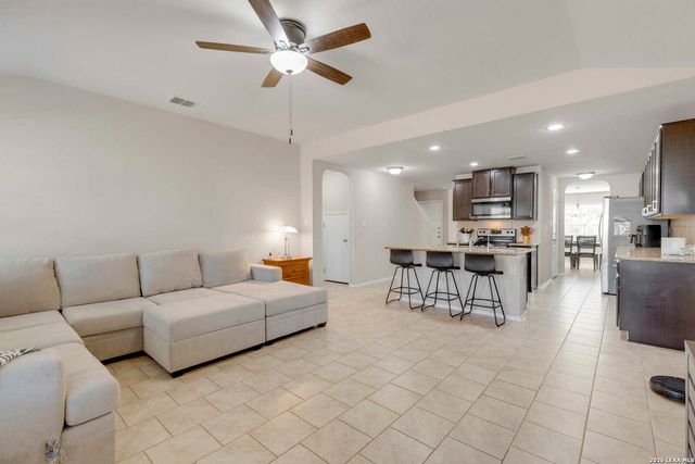 1726 London Blue, San Antonio, TX 78245