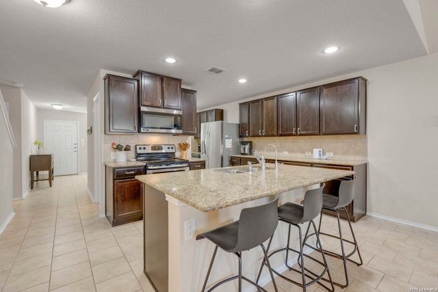 1726 London Blue, San Antonio, TX 78245