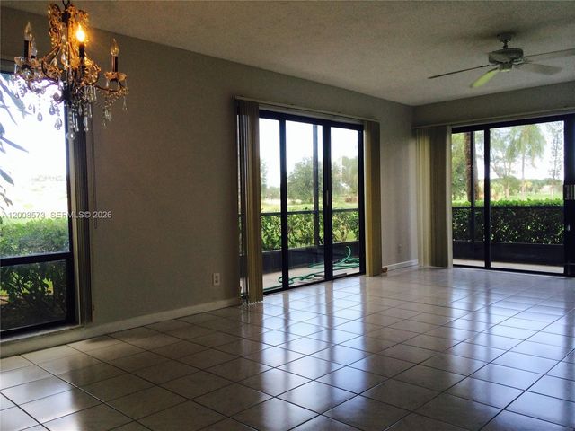 3050 Presidential Way 101, West Palm Beach, FL 33401