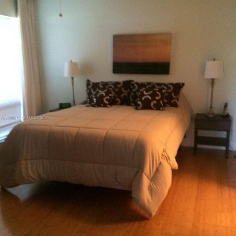 3050 Presidential Way 101, West Palm Beach, FL 33401