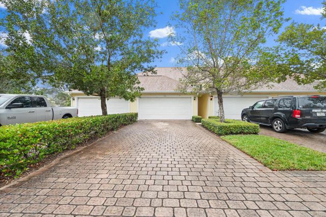 152 Poinciana Drive, Jupiter, FL 33458