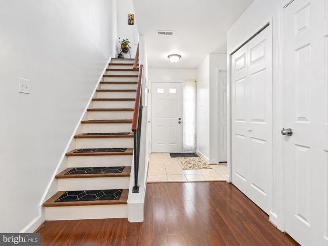 10521 STONINGTON LN, Manassas, VA 20109