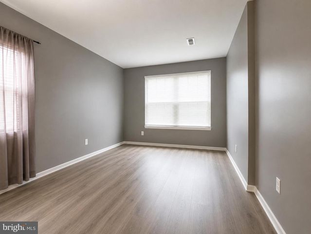 10521 STONINGTON LN, Manassas, VA 20109