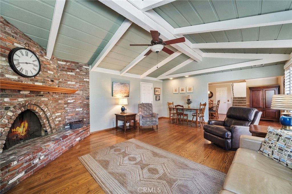 Image 16 of property listing at 1128 W Aster, Upland, CA 91786