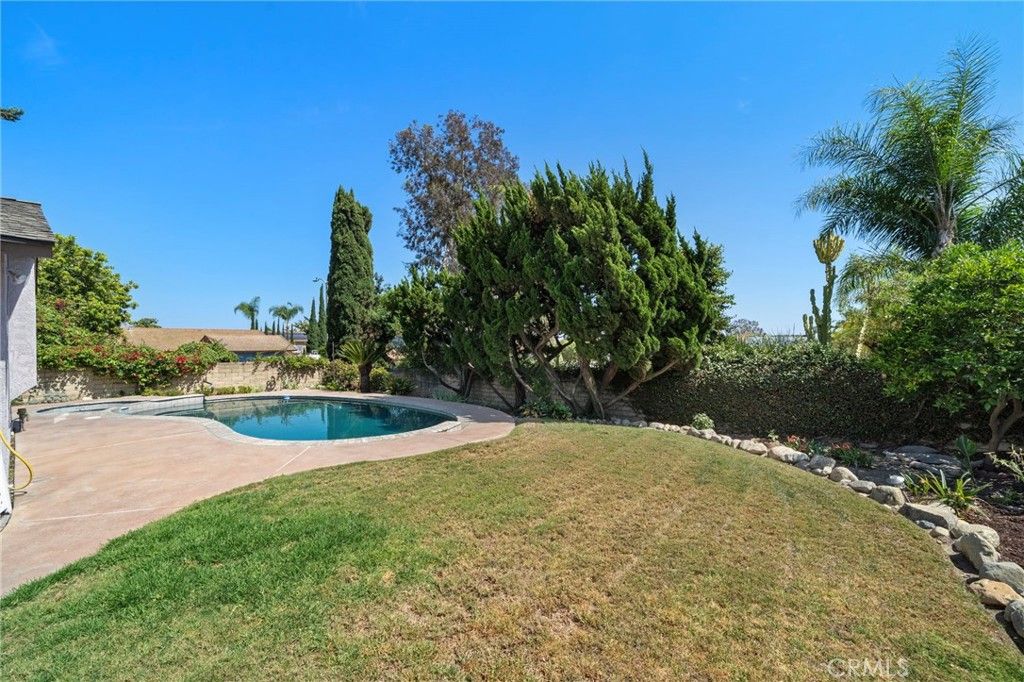 Image 36 of property listing at 1128 W Aster, Upland, CA 91786