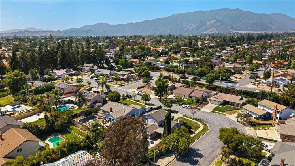 Image 42 of property listing at 1128 W Aster, Upland, CA 91786