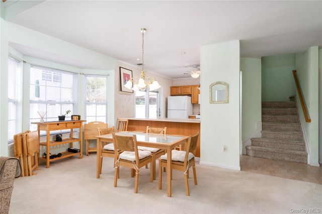 5 Robert Lane 5, Middle Island, NY 11953