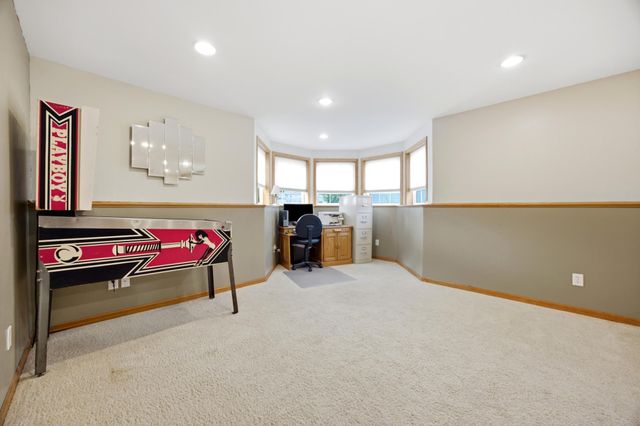 1268 39th Avenue S, Moorhead, MN 56560