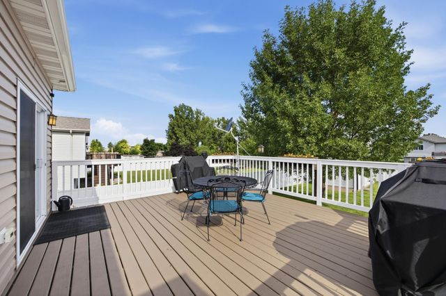 1268 39th Avenue S, Moorhead, MN 56560