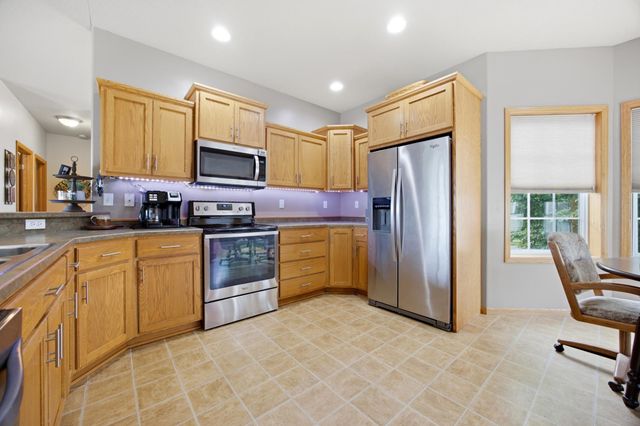 1268 39th Avenue S, Moorhead, MN 56560