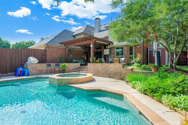 212 Pecan Hollow Drive, Coppell, TX 75019