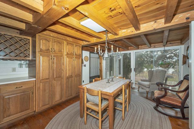 83 Governor Wentworth Highway, Tuftonboro, NH 03894