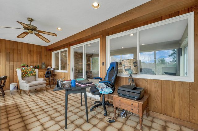 83 Governor Wentworth Highway, Tuftonboro, NH 03894