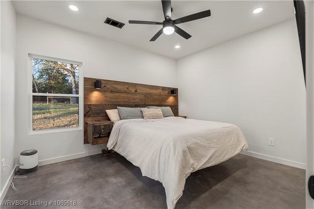 803 Rockside Drive, Greenwood, AR 72936