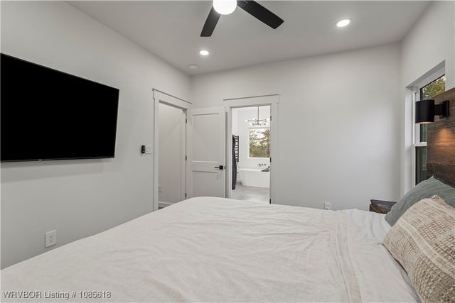 803 Rockside Drive, Greenwood, AR 72936