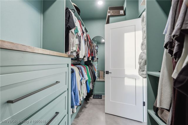 803 Rockside Drive, Greenwood, AR 72936